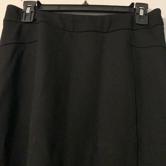 Nannette Lepore - Very Black stretch skirt - Picture 5 of 7